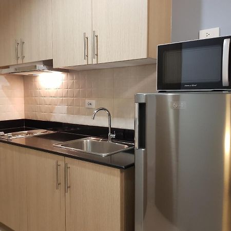 מנילה Breeze Residences By Cs Luxe מראה חיצוני תמונה