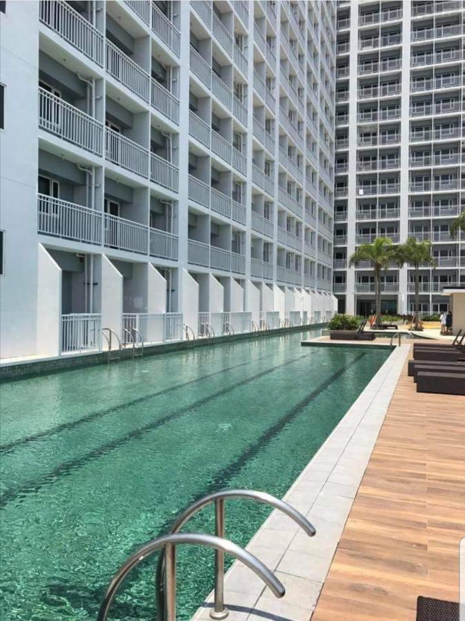 מנילה Breeze Residences By Cs Luxe מראה חיצוני תמונה