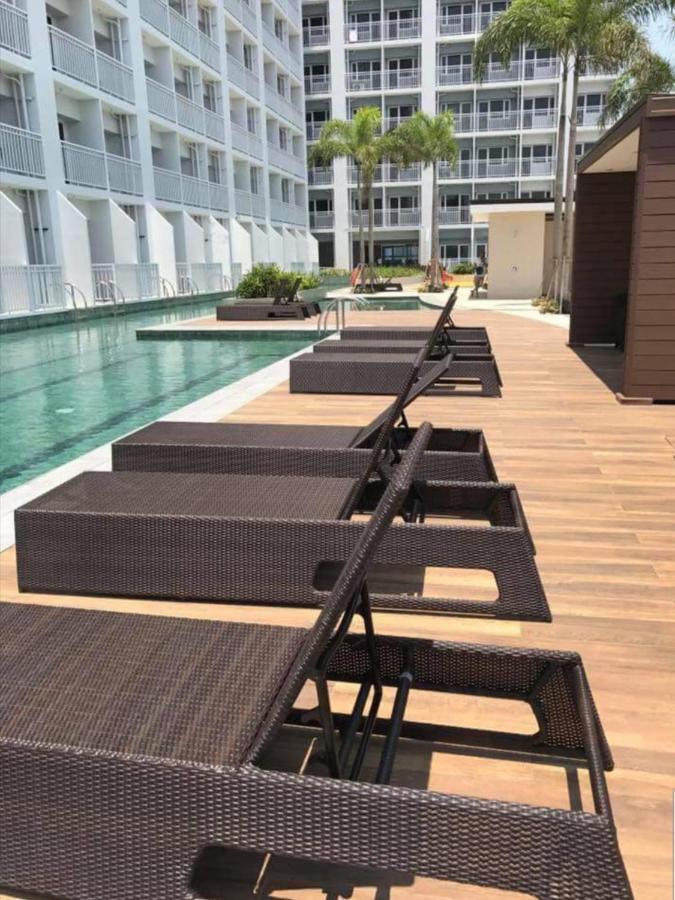 מנילה Breeze Residences By Cs Luxe מראה חיצוני תמונה